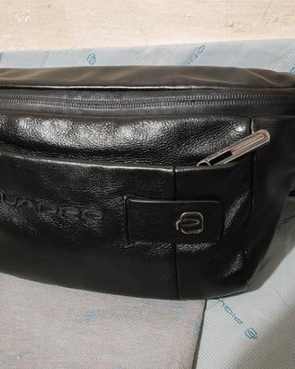 Marsupio Piquadro nero in pelle 