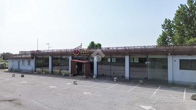 NEGOZIO A CASTELLEONE