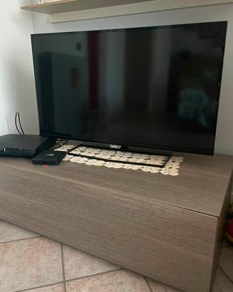 TV LED SERIE 5500 full HD 40 pollici