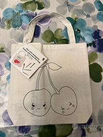 Borsetta in tela da colorare con pennarelli 😻