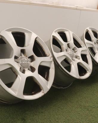Cerchi in lega Audi A4 16 ORIGINALI 8K0601025F