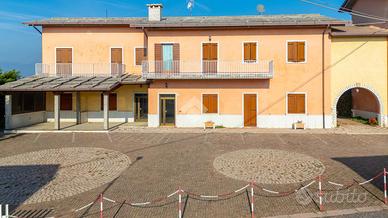 NEGOZIO A CERRO VERONESE