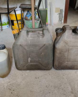 Taniche per gasolio piene