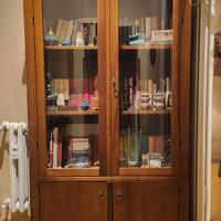  libreria/vetrina arte povera