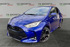 Toyota Yaris 1.5h 130 Lounge - NUOVO