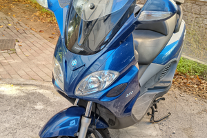 Scooter piaggio x9 evolution