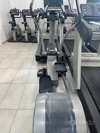 ATTREZZI DA PALESTRE O CASA