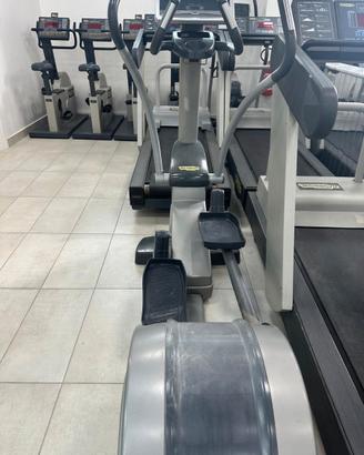 ATTREZZI DA PALESTRE O CASA