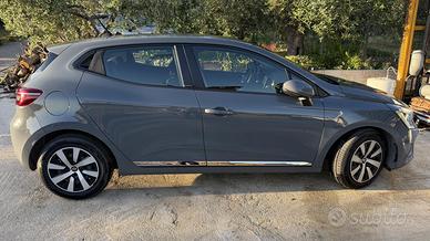 Clio e-tech HYBRID 1400 cambio automatico