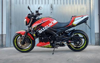 Suzuki gsr600 
