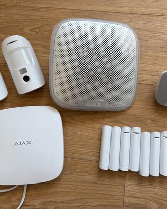 Kit allarme Ajax Hub 2 Plus 4G completo