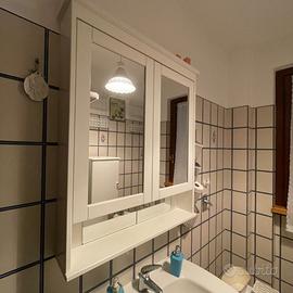 Mobile bagno con specchio