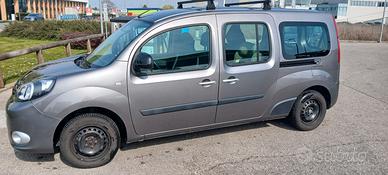 renault kangoo maxi 7 posti autovettura