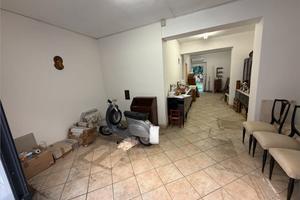 Pontedera, zona stazione: studio/ufficio di 40 mq