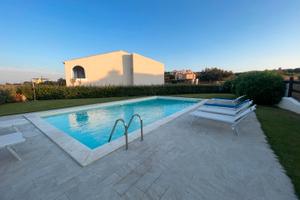 STINTINO - Casa con Piscina e Vista Mare
