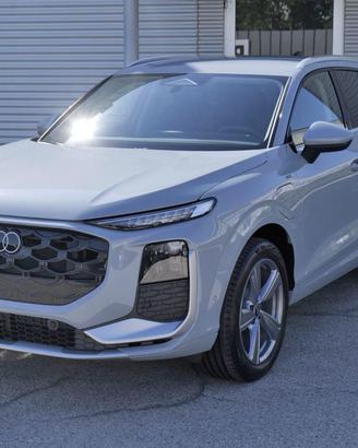 AUDI Q3 NEW 1.5 272cv e-hybrid S-tronic S-line e