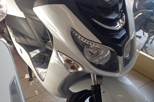 Joyride sym bianco uniproprietario