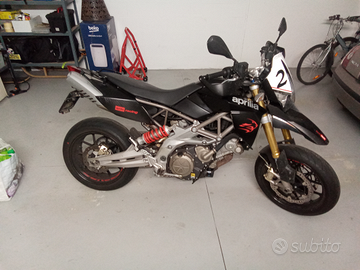 Aprilia Dorsoduro 750