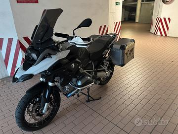 Valigie/borse alluminio bmw r 1250 gs Frank castle