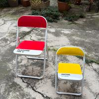 Sedie Pantone
