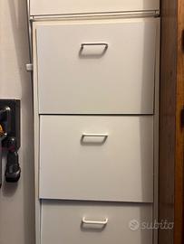 scarpiera color bianco