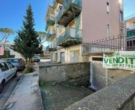 CAPANNONE A NAPOLI