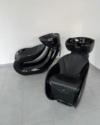 Due lavateste  in ceramica per parrucchieri