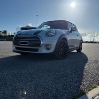 Mini Cooper 1.5, 136 cv