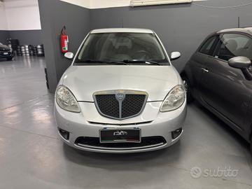 Lancia Ypsilon 1.2 Platino