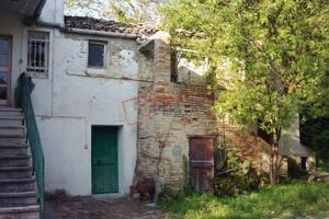 Casa singola con terreno RECANATI