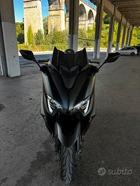 Tmax 560