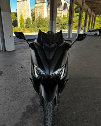 Tmax 560