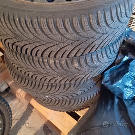 GOMME INVERNALI CON CERCHI