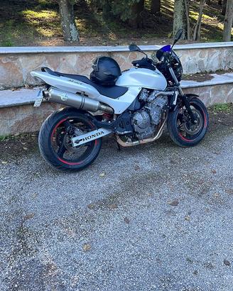 Honda hornet 600 ‘01 + ricambi