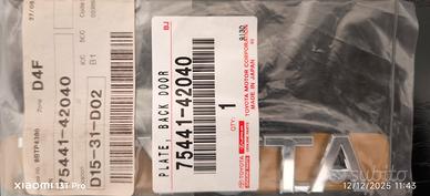 Emblemi Originali Toyota e Rav4