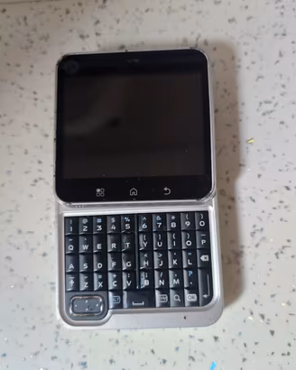 Motorola Flip Out