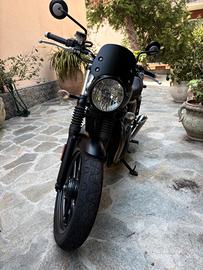 Triumph Street-Twin 900cc
