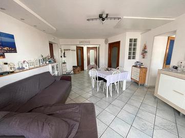 MULTILOCALE A POLLENA TROCCHIA