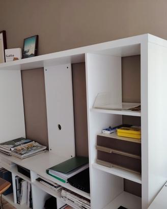 Mobile  a giorno con schienale tv