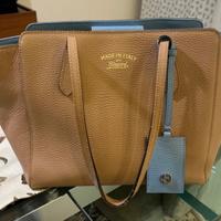 Borsa shopping modello swing GUCCI