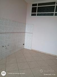 Intero stabile, Nola in zona centrale