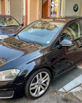Volkswagen Golf 1.6 TDI DSG 5p. Highline BlueMotio