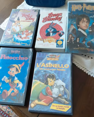 5 videocassette  
