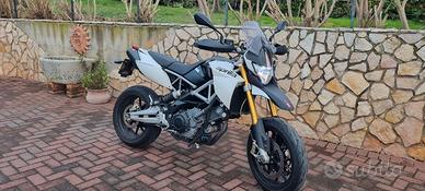 Aprilia dorsoduro 750 92 CV