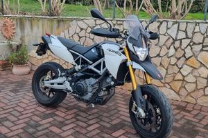 Aprilia dorsoduro 750 92 CV
