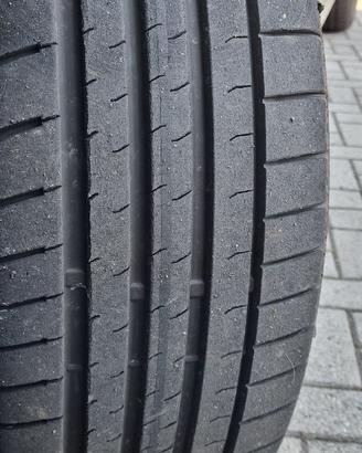 4 gomme bridgestone potenza sport.235/55/19.105y.