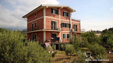 Villa con terreno investimento