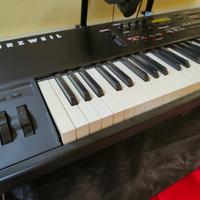 piano KURZWEIL PC1-SE