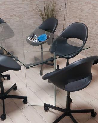 MOBILI E ACCESSORI UFFICIO E/O CAMERETTA