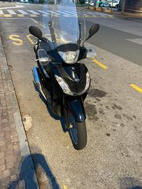 sh 125 2009